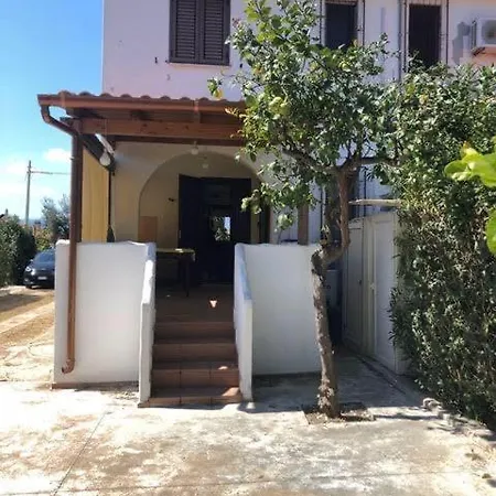 Lovely Porto Columbu קליארי